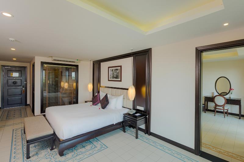 Mulberry Collection Silk Marina Imperial Wing Hotel Hoi An Bagian luar foto