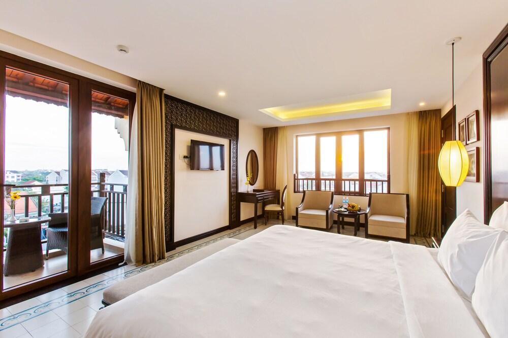 Mulberry Collection Silk Marina Imperial Wing Hotel Hoi An Bagian luar foto